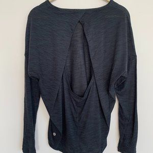 Lululemon open back dark gray-green long sleeve, 4